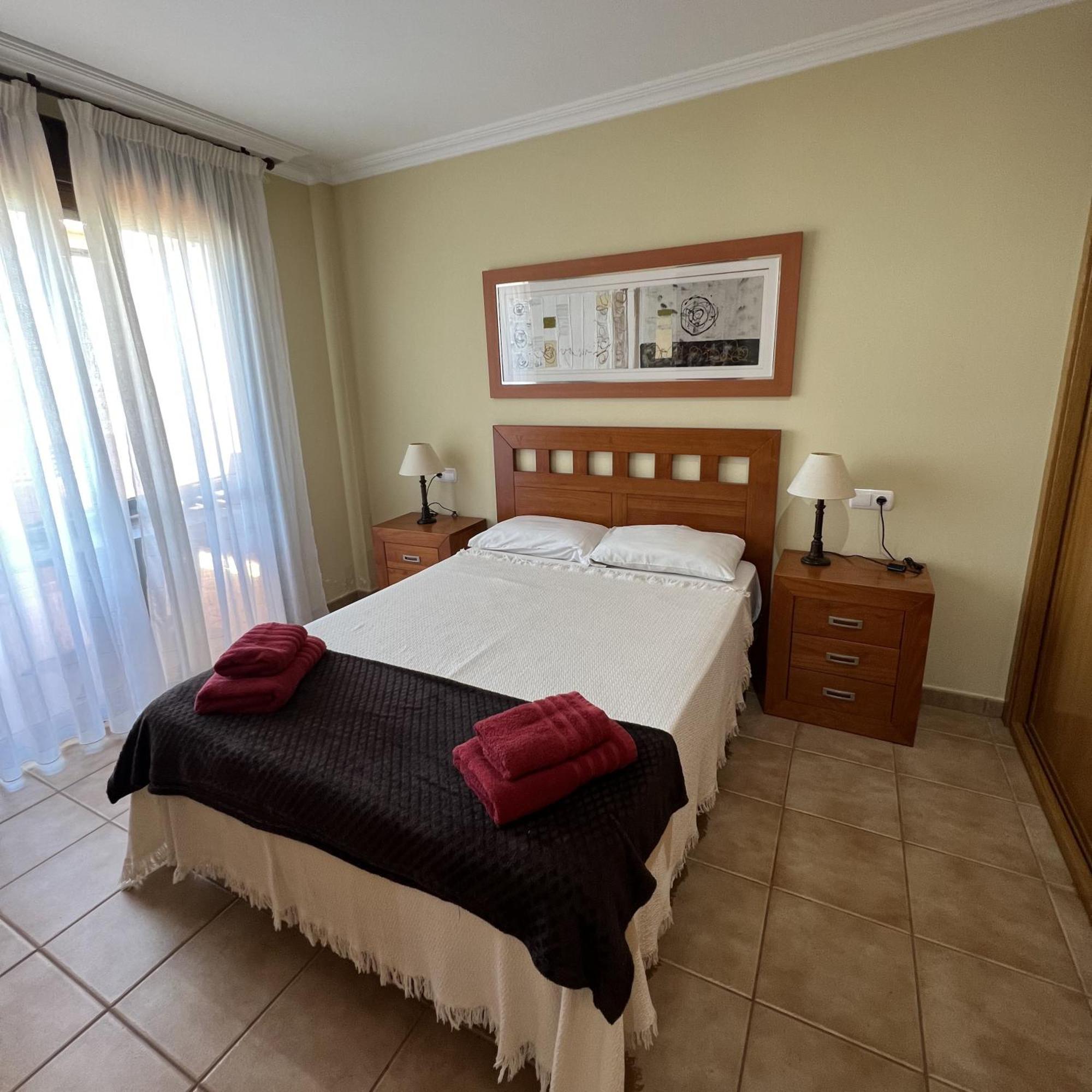 One Bed In With Sea Views K120 *